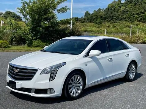 Cadillac XTS 2018 — фото 1