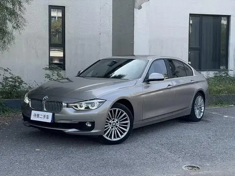 BMW 3 Series 2018 — фото 1
