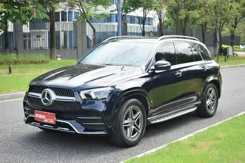 Mercedes-Benz GLE 2020 — фото 1