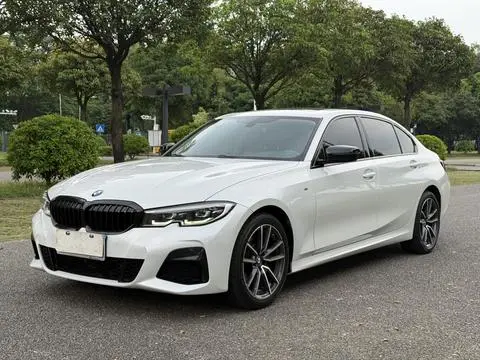 BMW 3 Series 2022