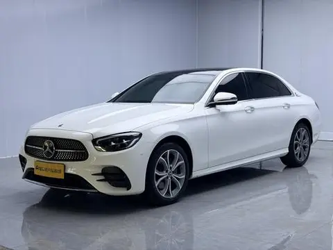 Mercedes-Benz E-Class 2022 — фото 1