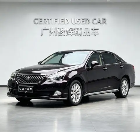 Toyota Crown 2012