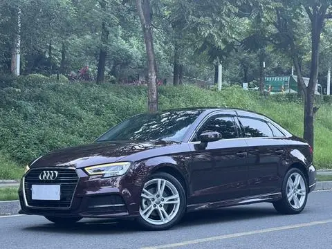 Audi A3 2019 — фото 1