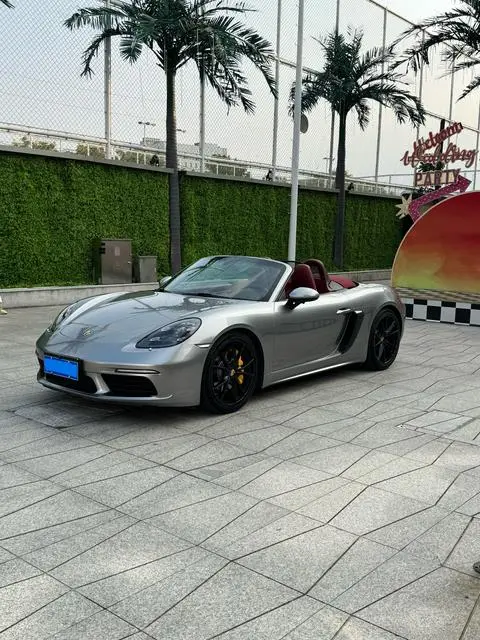 Porsche 718 2018 — фото 1