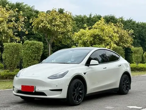 Tesla Model Y 2022 — фото 1