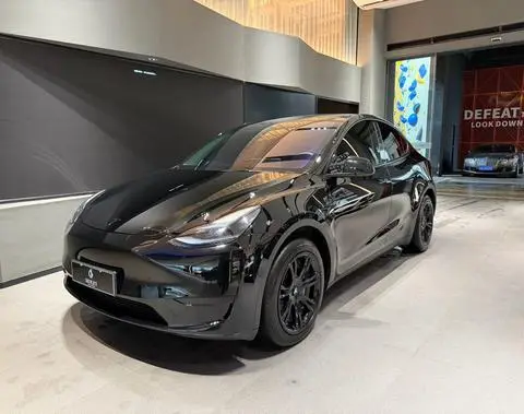 Tesla Model Y 2022 — фото 1