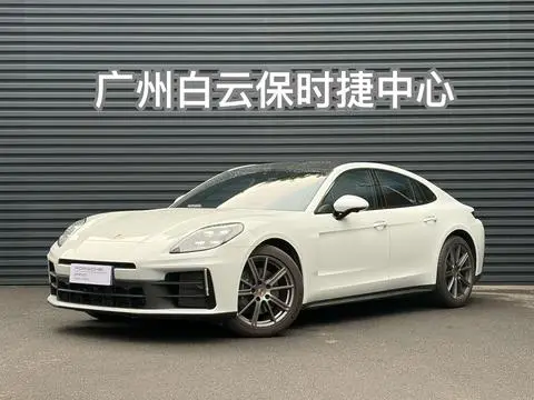 Porsche Panamera 2026 — фото 1