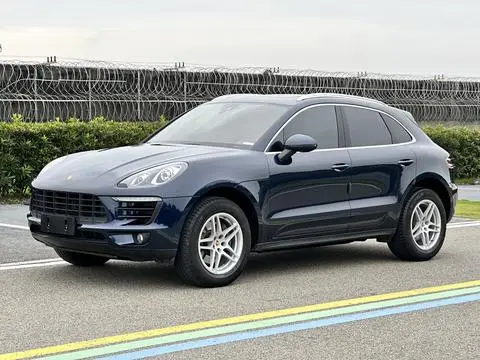 Porsche Macan 2017 — фото 1
