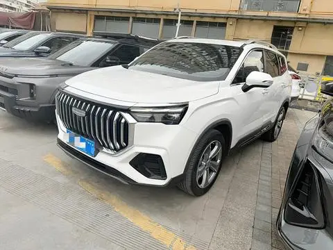 Geely 豪越L 2023 — фото 1