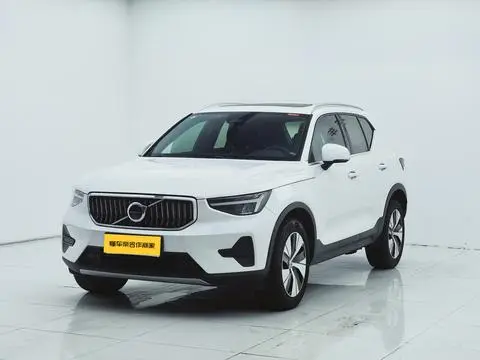 Volvo XC40 2024