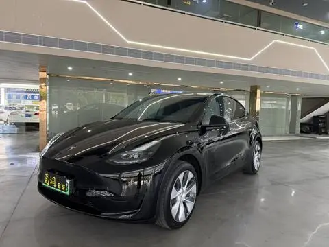 Tesla Model Y 2022 — фото 1