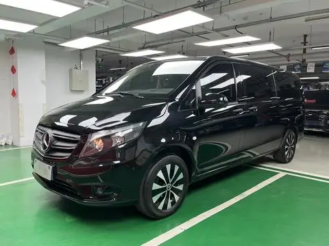 Mercedes-Benz 威霆 2021