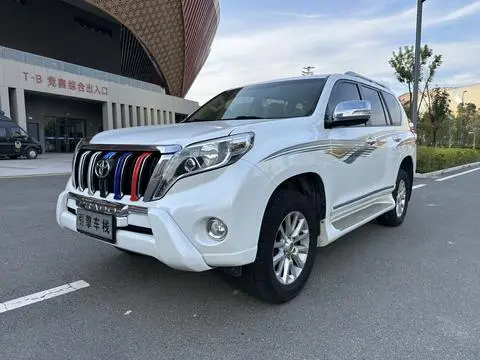 Toyota Prado 2018 — фото 1
