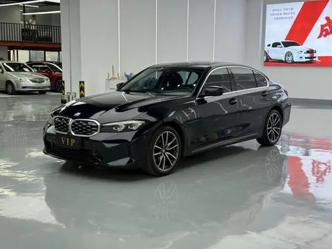 BMW 3 Series 2023 — фото 1