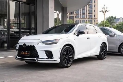 Lexus RX 2023