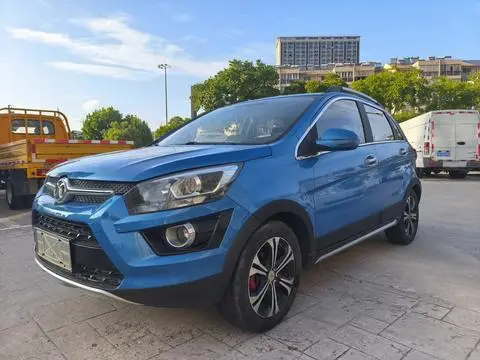 BAIC X25 2015 — фото 1