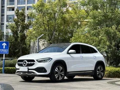 Mercedes-Benz GLA 2020