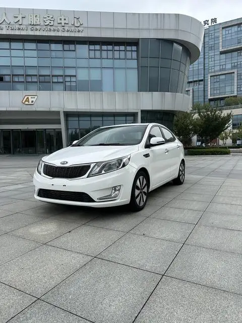 Kia K2 2012