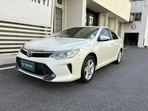 Toyota Camry 2015