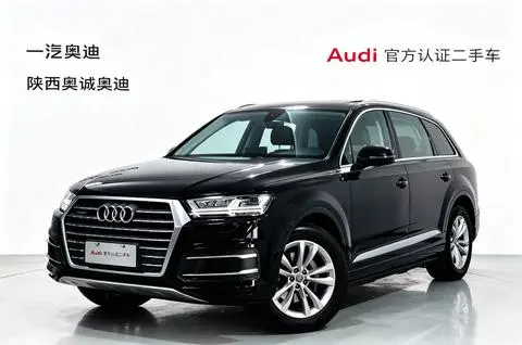 Audi Q7 2018 — фото 1