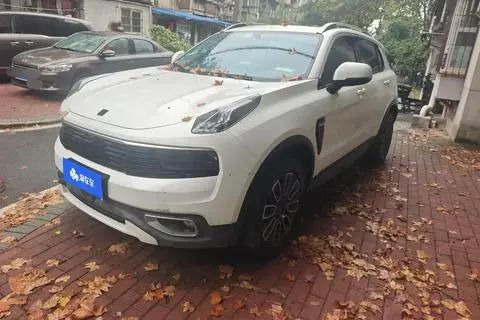 Lynk & Co 01 2020