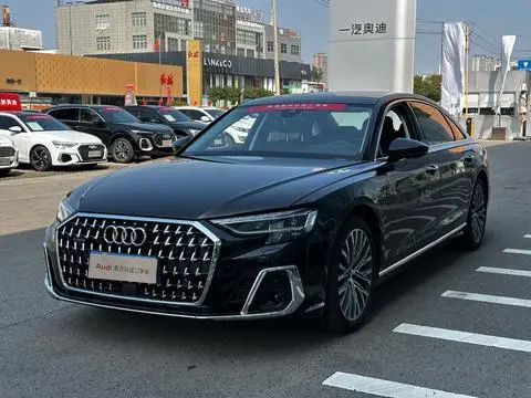 Audi A8 2025