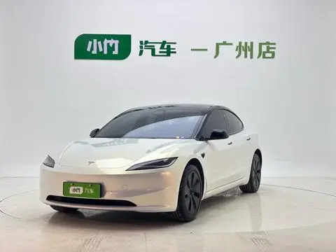 Tesla Model 3 2025