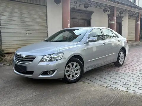 Toyota Camry 2008 — фото 1