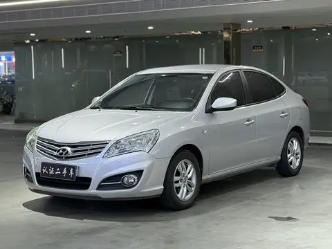 Hyundai Elantra Yuedong 2011
