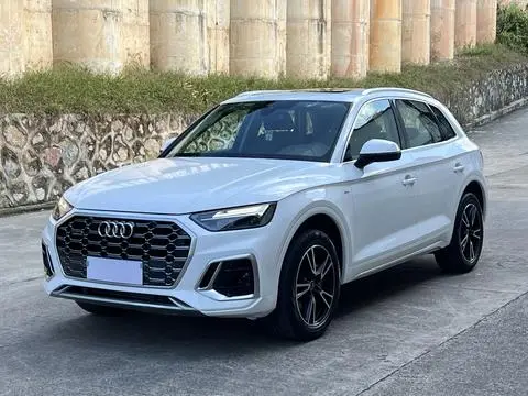 Audi Q5L 2024 — фото 1