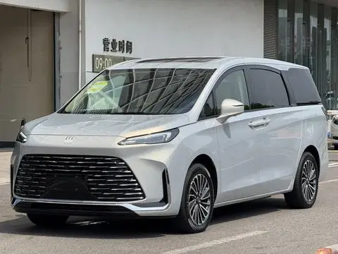 Buick GL8 PHEV 2025