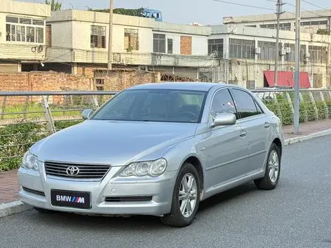 Toyota Reiz 2006