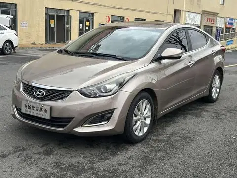 Hyundai Elantra Langdong 2016
