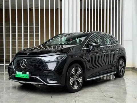 Mercedes-Benz EQE SUV 2024