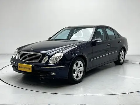 Mercedes-Benz E-Class 2005 — фото 1