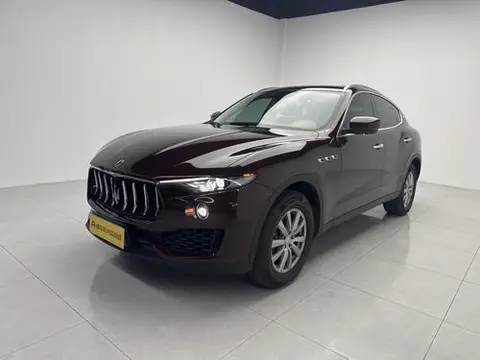 Maserati Levante 2018 — фото 1
