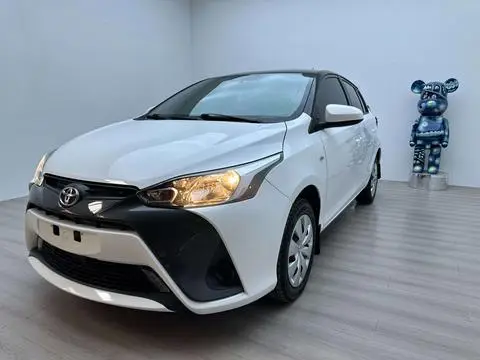 Toyota Yaris L Zhixuan 2022 — фото 1