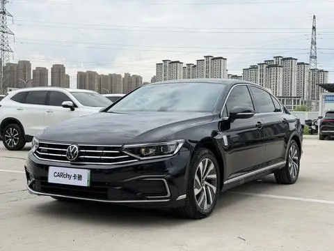 Volkswagen MagotanPHEV 2022