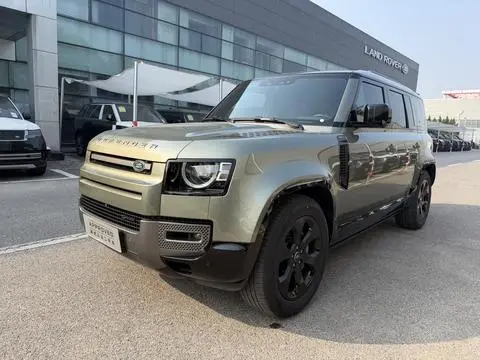 Land Rover Defender 2023