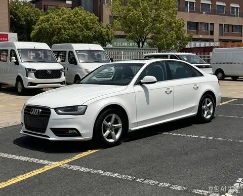 Audi A4L 2013