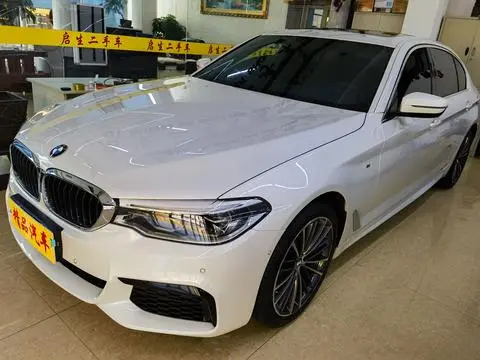 BMW 5 Series 2020 — фото 1
