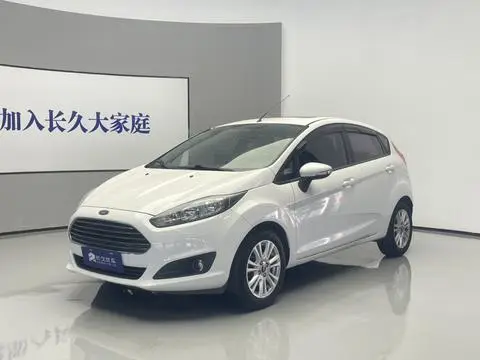 Ford 嘉年华 2013