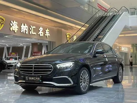Mercedes-Benz E-Class 2023