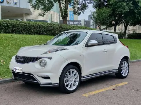 Infiniti ESQ 2014