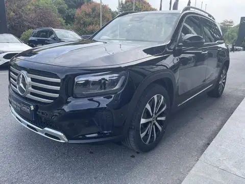 Mercedes-Benz GLB 2025