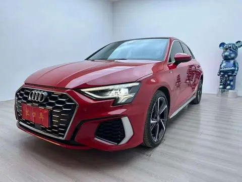 Audi A3 2021 — фото 1