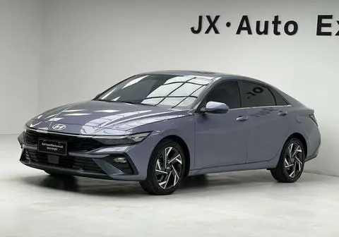 Hyundai Elantra 2023