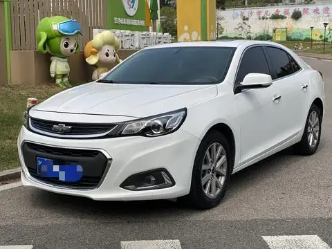 Chevrolet Malibu 2017 — фото 1