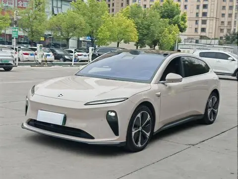 NIO ET5T 2024