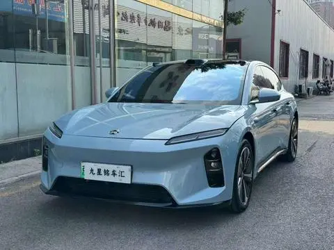 NIO ET5T 2025